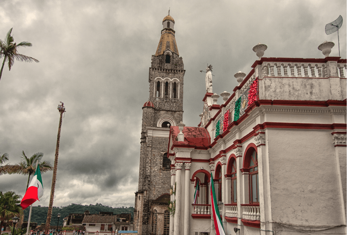 Cultura y tradiciones de Puebla, festividades de Puebla, pueblos cercanos a Puebla para visitar, rutas turísticas en Puebla, Cuetzalan, Arquitectural colonial.