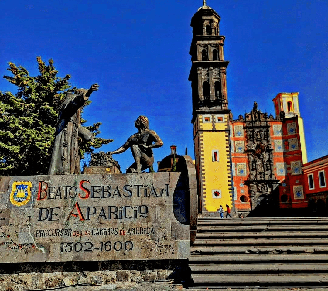 Turismo en Puebla, ¿qué visitar en Puebla?, Lugares turísticos de Puebla, turismo religioso en Puebla, experiencias culturales en Puebla, templos y capillas en Puebla, las iglesias mas bonitas de puebla, iglesias y templos de Puebla
